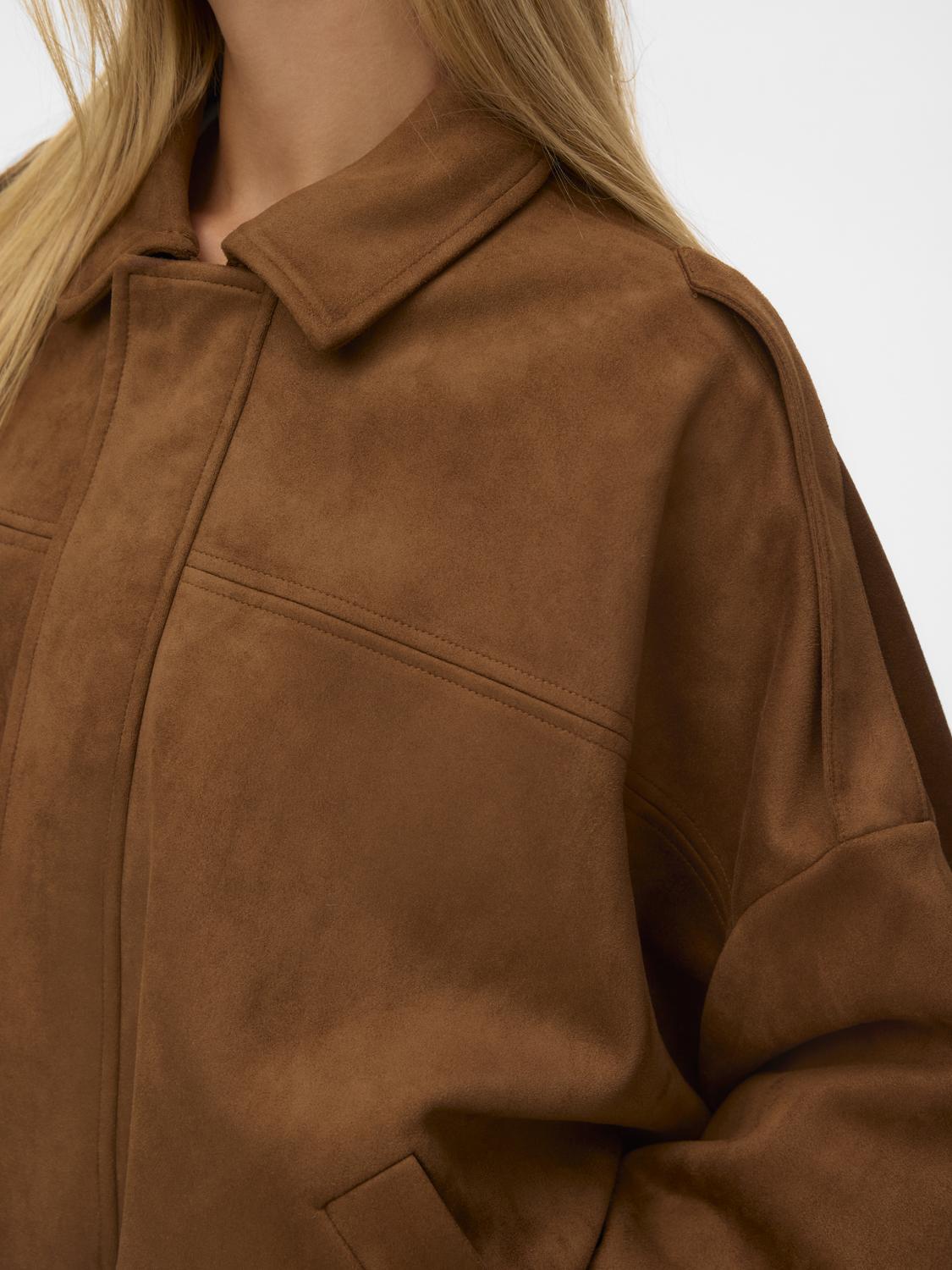 model_shot-detail
